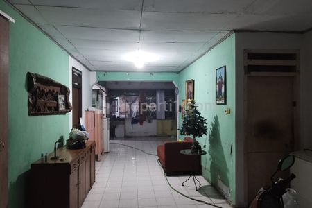 Jual Rumah Lama Hitung Harga Tanah Saja di Penggilingan Jakarta Timur