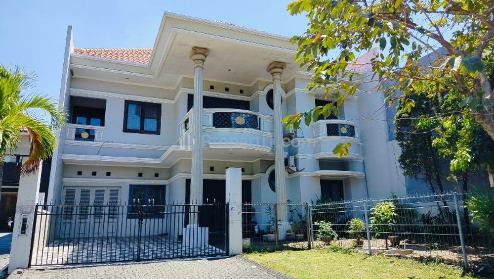 Rumah Dijual Graha Family Dukuh Pakis Surabaya