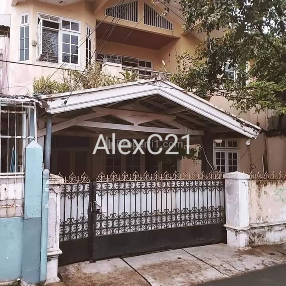 Dijual Cepat Rumah (BU) Cocok untuk Rumah Kost di Kemanggisan Dekat Binus, Palmerah, Jakarta Barat