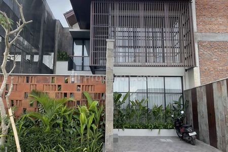 Dijual Villa Fully Furnish dan Kolam Renang di Canggu, Kuta Utara, Badung, Bali