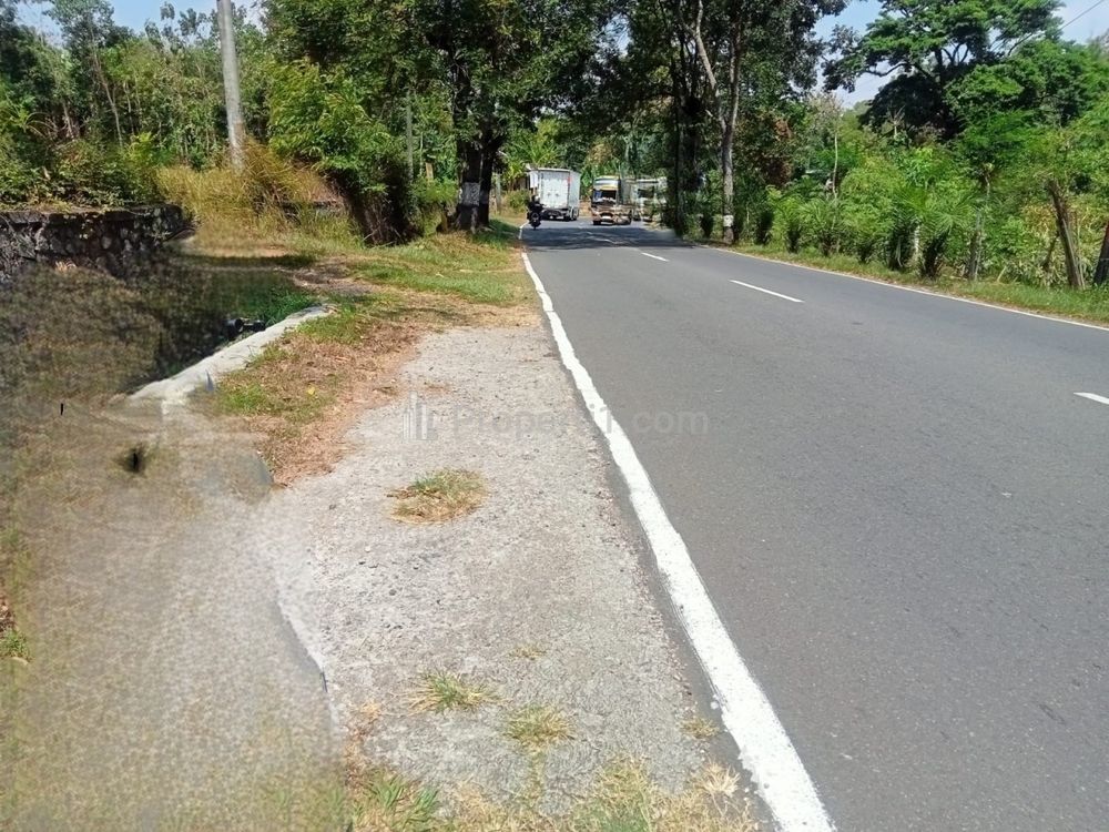 Dijual Tanah Super Strategis 2003m² di Mojogedang Karanganyar Jawa Tengah
