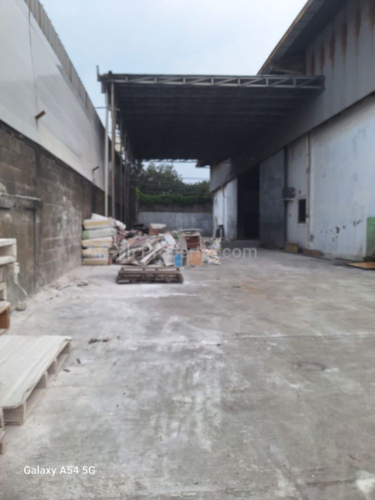Jual Murah Gudang Siap Pakai Luas 3000 m2, Bangunan 2000 m2, di Daan Mogot Km 19, Batu Ceper, Tangerang, Banten