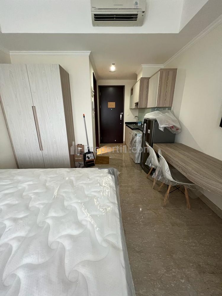 For Rent Apartemen Menteng Park Tipe Studio Fully Furnished, Dekat Taman Ismail Marzuki, RSCM, Bunda Hospital, dan Kampus UI Salemba