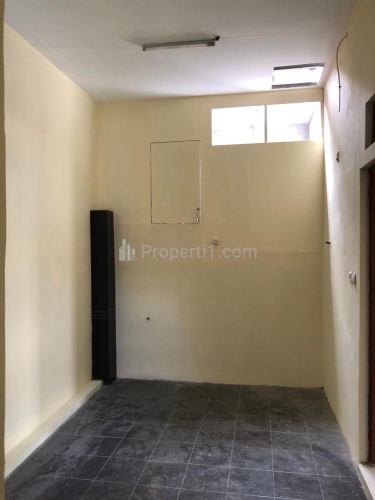 Rumah Dijual Dalam Perumahan di Cinere Dekat Samsat Cinere, Depok