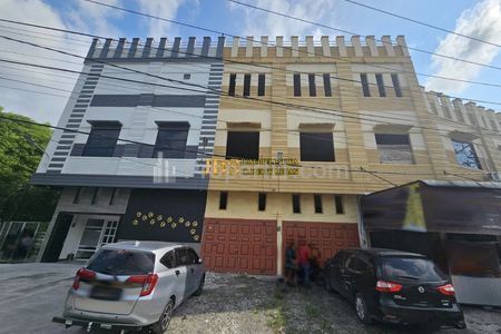 Dijual Ruko Gandeng Kondisi Kosong di Jalan Danau Singkarak Medan