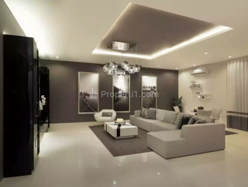 Dijual Rumah Royal Residence Surabaya, Strategis Hadap Jalan Raya Utama, Full Furnished, Modern, Dekat Citraland, Pakuwon Indah, Graha Family