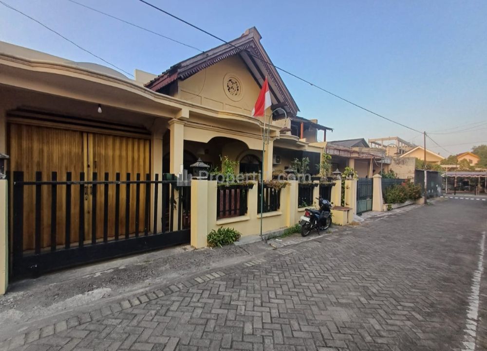 Dijual Rumah Minimalis Tanah Luas Dalam Perumahan Nogotirto Jl. Godean Km 4 Sleman Yogyakarta