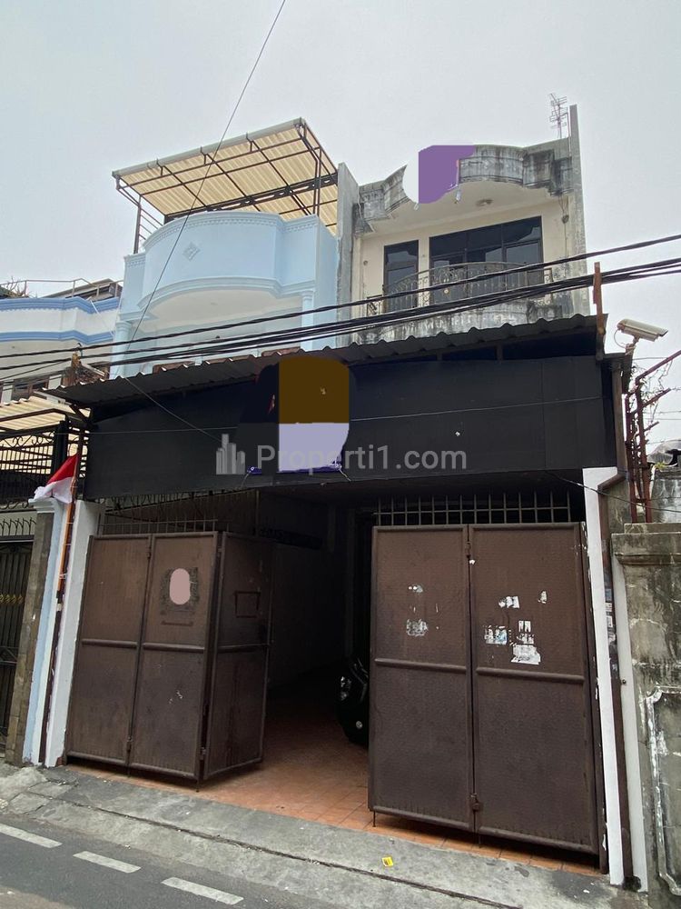 Disewakan Ruko Dekat Pasar Tanah Abang, Jl. Kebon Kacang, Jakpus