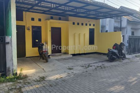 Dijual Rumah Tanah Luas Dalam Cluster Perumahan di Sonopakis Yogyakarta