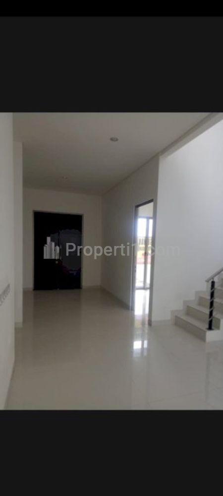 Rumah Disewakan di The Greenland Residence, Gresik