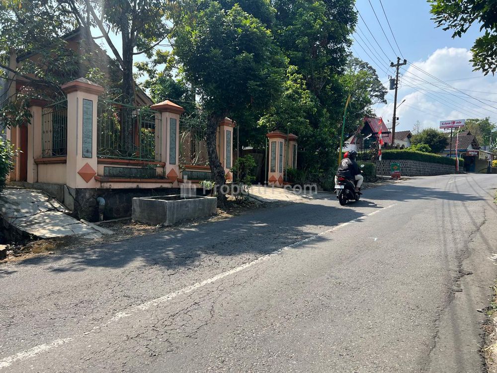 Dijual Tanah strategis 454m² Tepi Jalan Raya Batujamus-Kemuning, Karanganyar