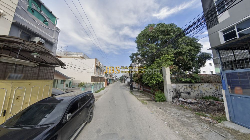 Jual Ruko 2,5 Tingkat di Jalan Pembangunan IV (Daerah Krakatau) - Medan Timur