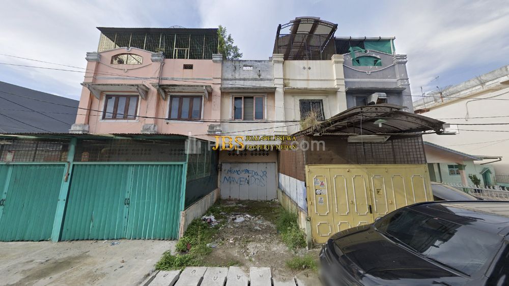 Jual Ruko 2,5 Tingkat di Jalan Pembangunan IV (Daerah Krakatau) - Medan Timur
