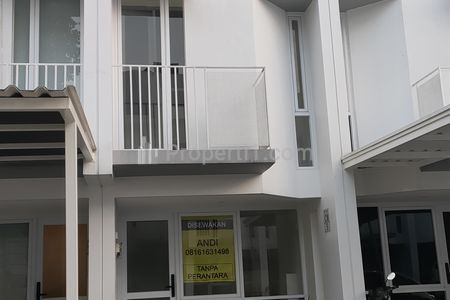 Disewakan Rumah / Flat House di BSD Tangerang