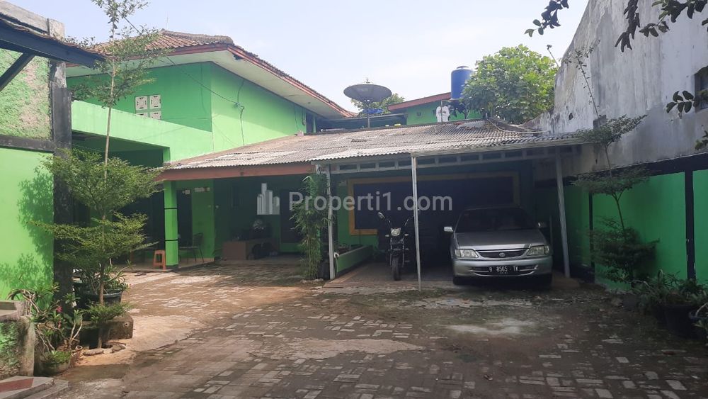 Rumah Dijual Tanah Luas Dekat Pintu Tol Limo dan Sawangan, Depok
