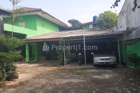 Rumah Dijual Tanah Luas Dekat Pintu Tol Limo dan Sawangan, Depok