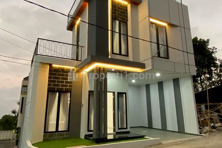 Dijual Villa Siap Huni 2 Lantai di Kota Batu