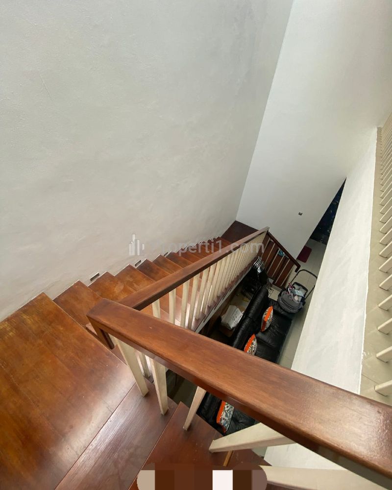 Jual Rumah Siap Huni Ada Kolam Renang di Menteng, Desain Modern, Dekat Sudirman, Thamrin, Tanah Abang, Jakarta Pusat