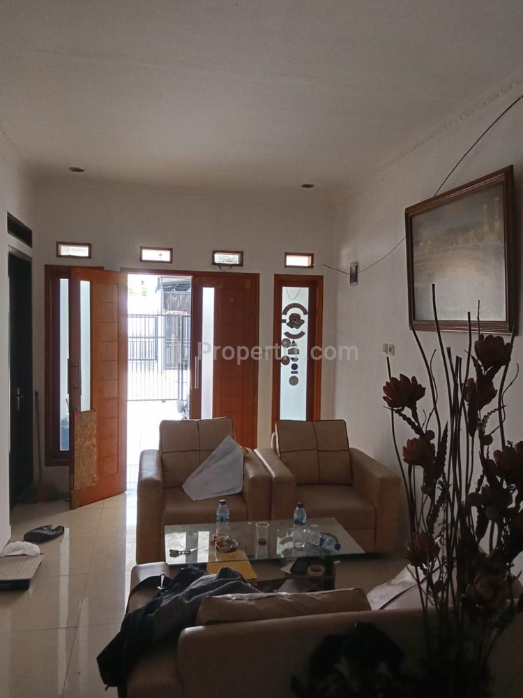 Dijual Cepat Rumah Tinggal Minimalis di Houkeri Cisaranten Kota Bandung