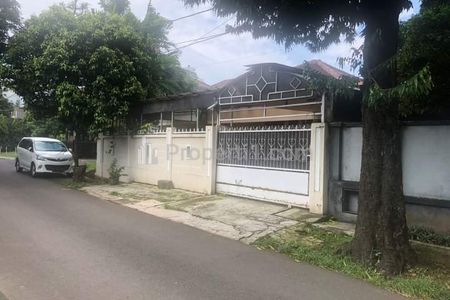 Jual Rumah Asri Tenang, Dekat Masjid, Akses Lebar, Huk di Kramat Pela, Kebayoran Baru, Jakarta Selatan