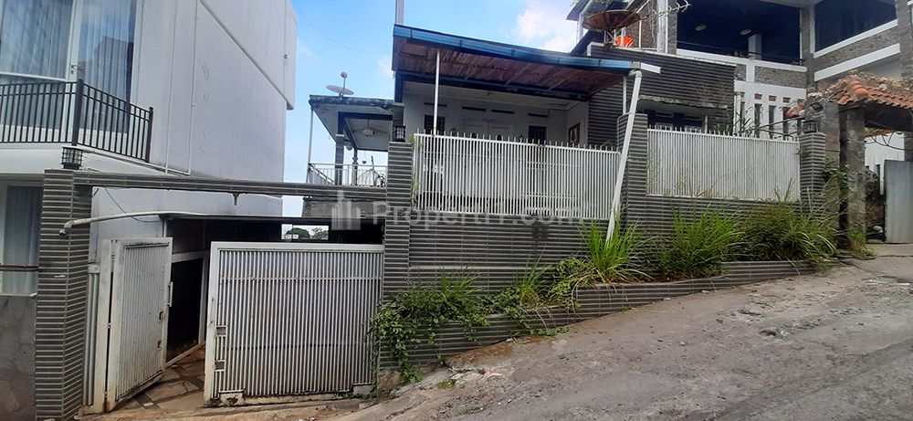 Dijual Rumah Serasa Villa di Sayap Jalan Bojongkoneng Bandung