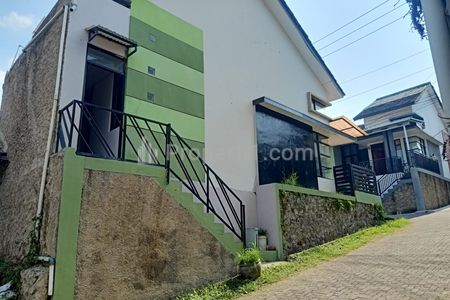 Jual Cepat Rumah Siap Huni Termurah Dalam Komplek Pesona Alam Residence Selangkah Dari Kota Cimahi