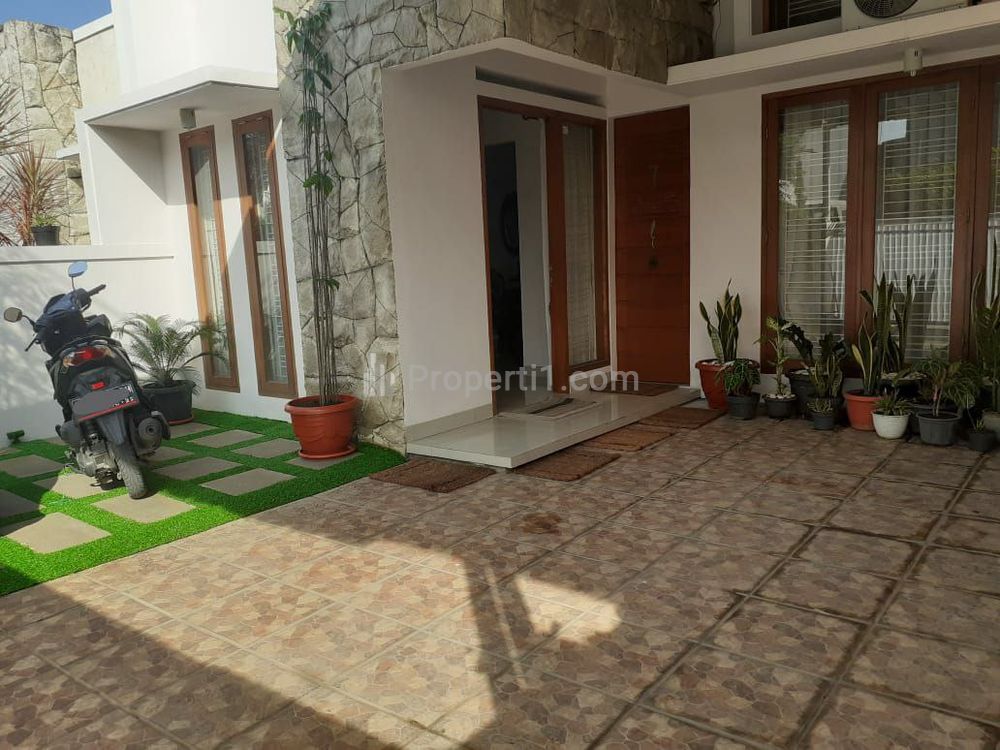 Dijual Rumah 1 Lantai Asri Terawat Siap Huni di Cisaranten Kulon Arcamanik Bandung