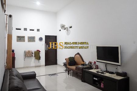 Jual Rumah 1,5 Tingkat Siap Huni di Jalan Damar II (Dekat Jl. Sidomulyo - Krakatau), Medan