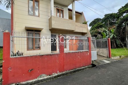 Dijual Rumah Komplek Strategis Daerah Pondok Ranji, Ciputat Timur, Tangerang Selatan