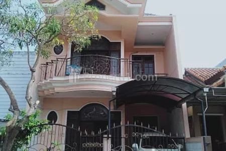 Dijual Rumah 2 Lantai di Komplek Citraland Taman Puspa Raya Surabaya Barat