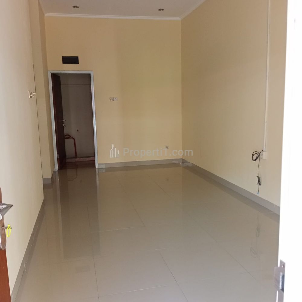 Dijual Rumah Modern 2 Kamar di Lokasi Strategis di Jakarta Timur - Siap Huni