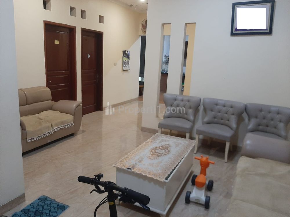 Jual Rumah di Andara Village Cinere Depok, Lokasi Strategis Dekat Akses Tol Desari - 5 Kamar Tidur Furnished