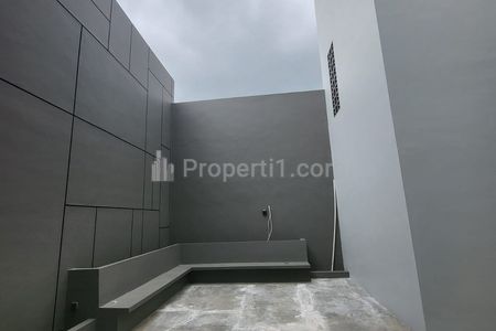 Dijual Rumah 2 Lantai Kondisi Baru Lokasi BSD, Serpong, Tangerang Selatan, Banten