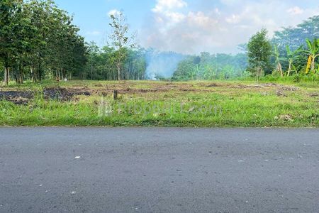 Dijual Tanah 3000m2 di Tepi Jalan Raya Kerjo Karanganyar Jawa Tengah