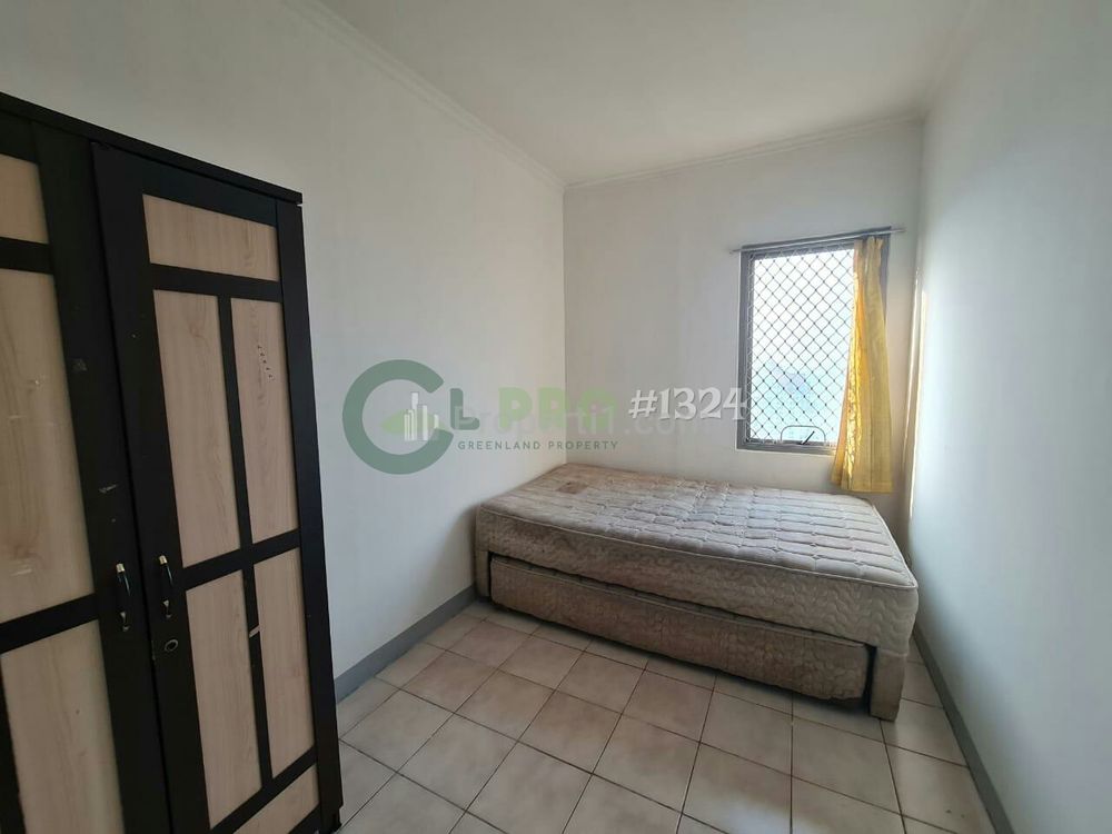 Dijual Murah Apartemen Mediterania Garden 1 Tipe 2+1 Kamar di Jakarta Barat, Furnished