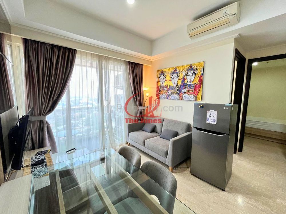 Sewa Apartemen Menteng Park Tower Emerald (Private Lift) - 2 Bedrooms Full Furnished, Dekat TIM, RSCM, Bunda Hospital, dan Kampus UI Salemba