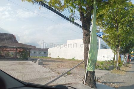 Jual Tanah 4.300 m2 di Kalasan Sleman Yogyakarta Dekat RS Islam Yogyakarta PDHI, Bandara Adisutjipto, Pasar Kalasan, Plaza Ambarrukmo, Kampus UKRIM