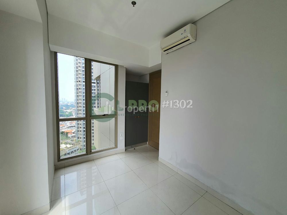 Sewa Apartemen Taman Anggrek Residence 2 Kamar Semi Furnished