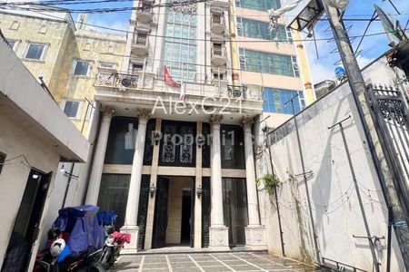 Dijual Gedung Cantik 7 Lantai di Kebon Melati, Tanah Abang, Jakarta Pusat