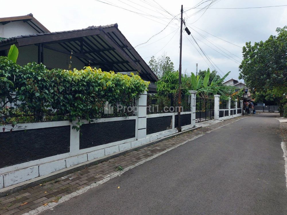 Jalan lebar 