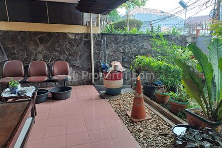 Jual Murah Nego Rumah Tua Terawat, Luas Tanah 278 m², Bangunan 300 m², di Jalan Malabar, Guntur, Setiabudi, Cocok Bikin Kantor, Jakarta Selatan