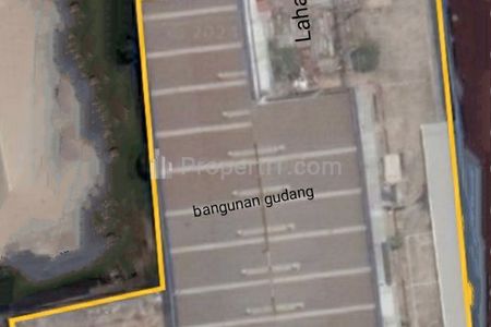 Jual Gudang Siap Pakai SHM Pinggir Jalan Luas Tanah 8000 m2, Bangunan 5000 m2 di Jalan Kapuk Kamal, Kayu Besar, Jakarta Barat