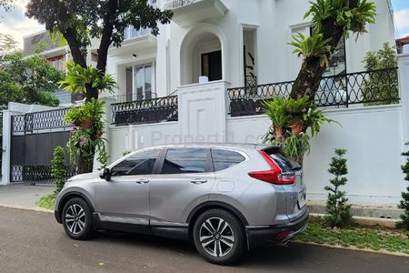 Dijual Rumah 2 Lantai + Basement di Jalan Kebayoran Baru, Jakarta Selatan