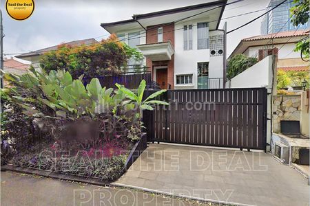 Disewakan Cepat Rumah Ada Kolam Renang di Area Pondok Indah Jakarta Selatan STD050