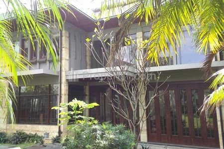 Jual Rumah Villa Mewah Kawasan Cipaganti Permai Kota Bandung