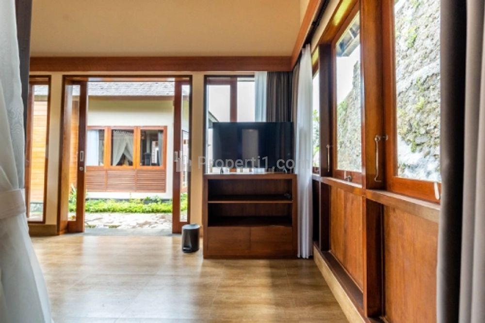 Dijual Rumah Villa Mewah 3 Bedroom Fully Furnish dan Jacuzzi di Munduk Buleleng Bali