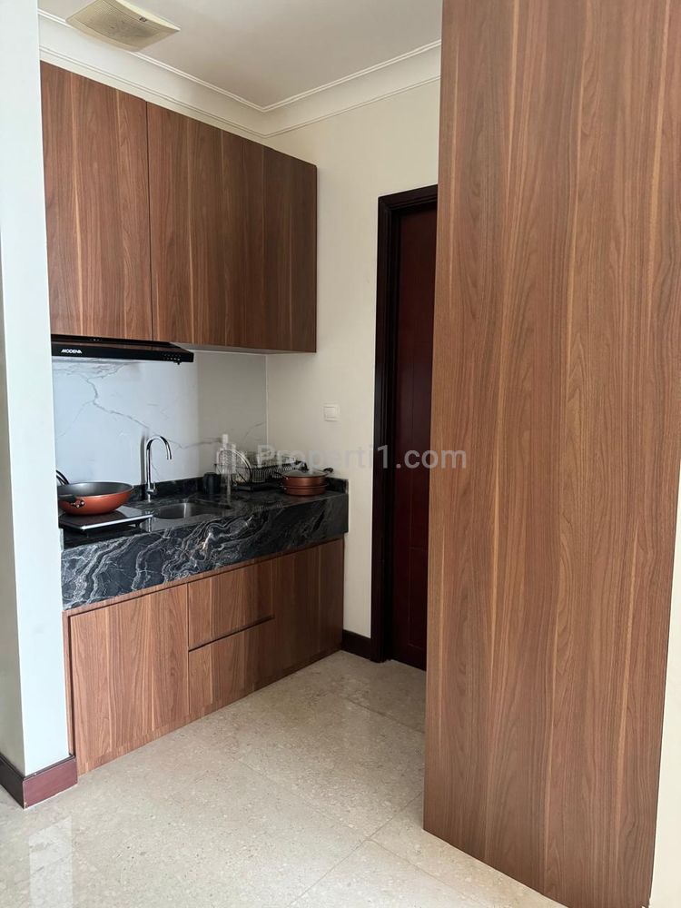 Dijual Apartemen Permata Hijau Suites Location in South Jakarta - 1 Bedroom Modern Fully Furnished