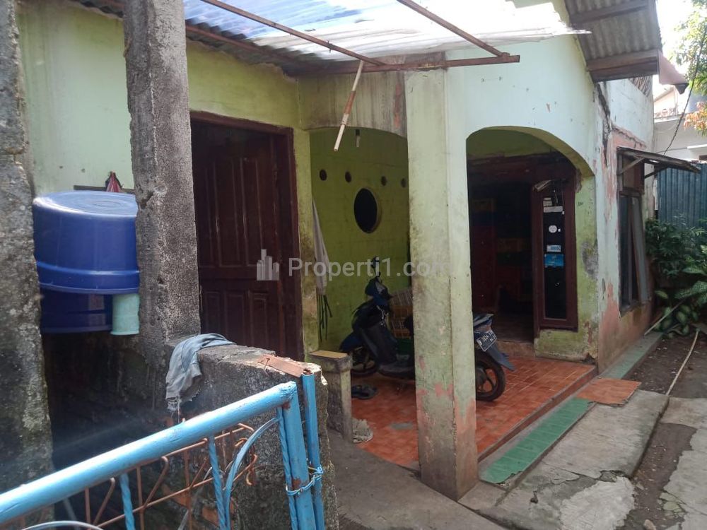 Dijual Rumah Beserta Kontrakannya di Kampung Rambutan, Jakarta Timur