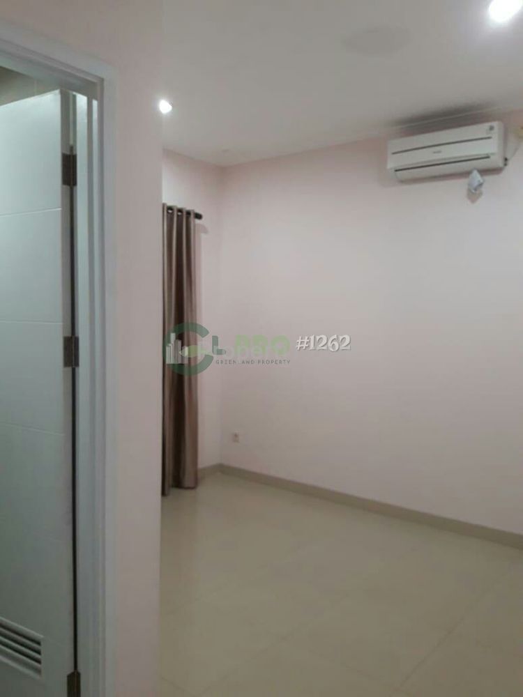 Disewakan Rumah di Green Lake City Cluster Australia AC 4 - Tangerang