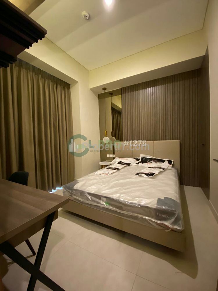 Disewakan Condo Taman Anggrek Residence 3+1 Bedrooms Furnished with Private Lift di Jakarta Barat